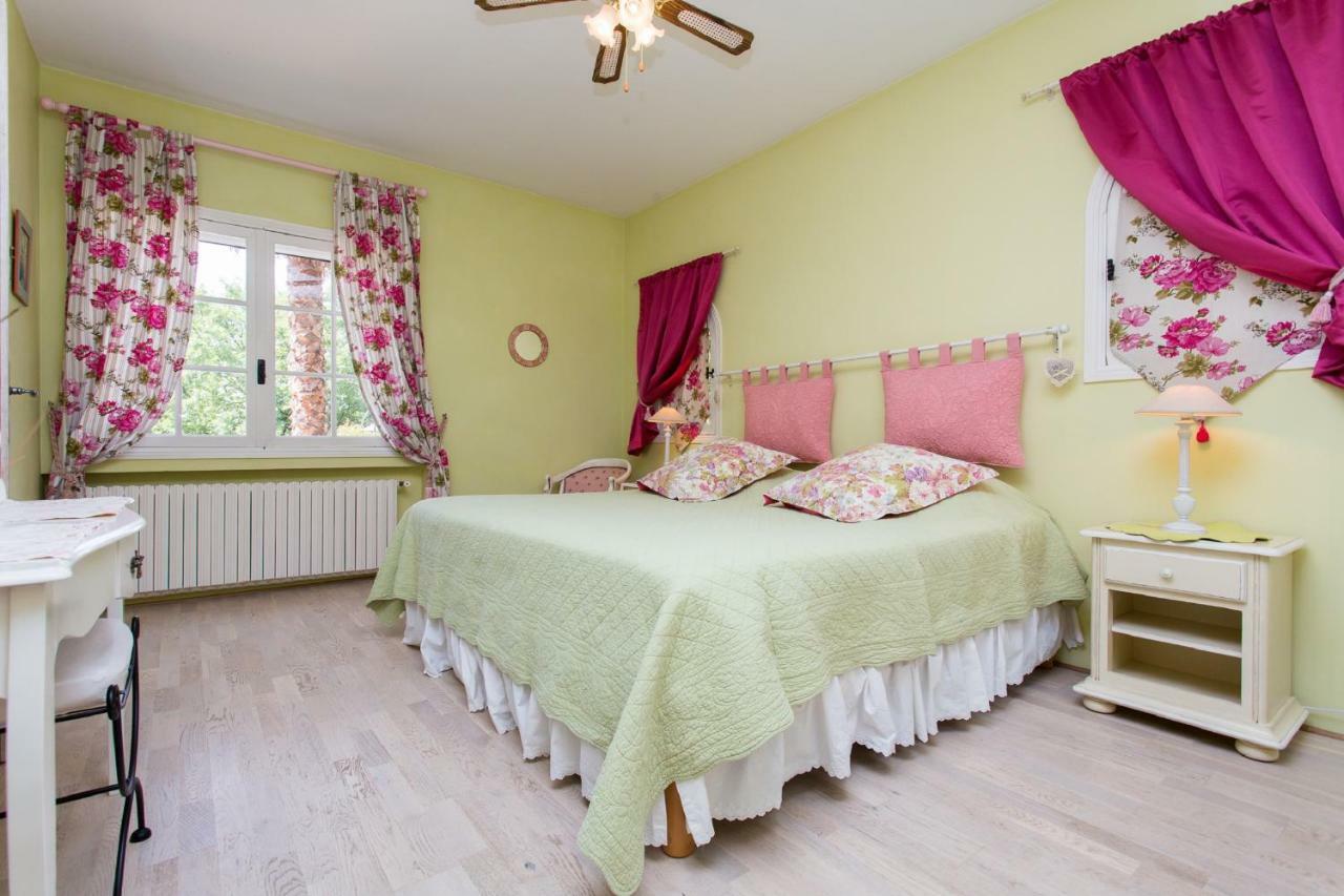 Mas Du Roc Bed & Breakfast Grasse Extérieur photo