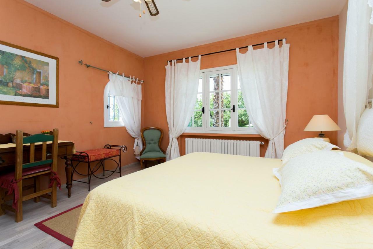 Mas Du Roc Bed & Breakfast Grasse Extérieur photo
